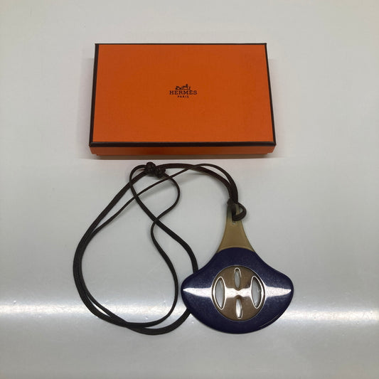 【中古品】【レディース】 HERMES エルメス バッファローホーン ネックレス アクセサリー (ICH) 182-260819-AS-5-hon カラー：ネイビー/ベージュ 万代Net店