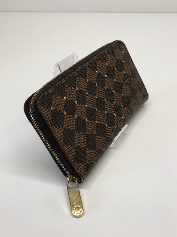 【現状渡し品】【レディース】 LOUIS VUITTON ルイヴィトン N60122 ジッピーウォレット スタッズ ダミエ エベヌ 長財布 ラウンドファスナー (ICH) 179-260823-AS-7-hon カラー：ブラウン 万代Net店