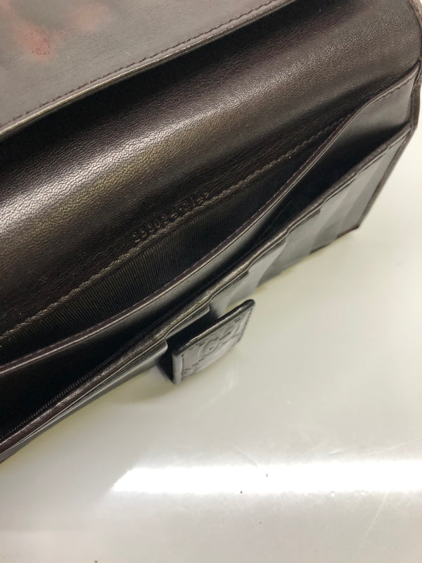 【現状渡し品】【レディース】 GUCCI グッチ 二つ折り長財布 グッチシマ 233024-2149 ブラウン レザー チャーム付き (ICH) 181-260823-AS-10-hon カラー：ブラウン 万代Net店