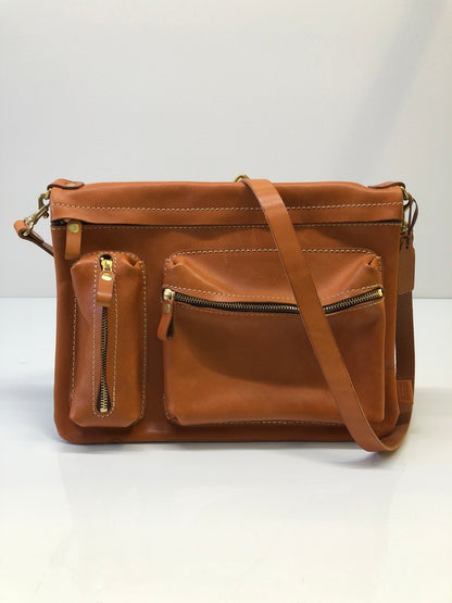 【中古品】【メンズ】 HERZ ヘルツ CK-125 リバーシブル ショルダーバッグ ワイドタイプ カバン (ICH) 188-260906-AS-10-hon カラー：キャメル 万代Net店