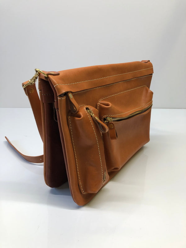 【中古品】【メンズ】 HERZ ヘルツ CK-125 リバーシブル ショルダーバッグ ワイドタイプ カバン (ICH) 188-260906-AS-10-hon カラー：キャメル 万代Net店