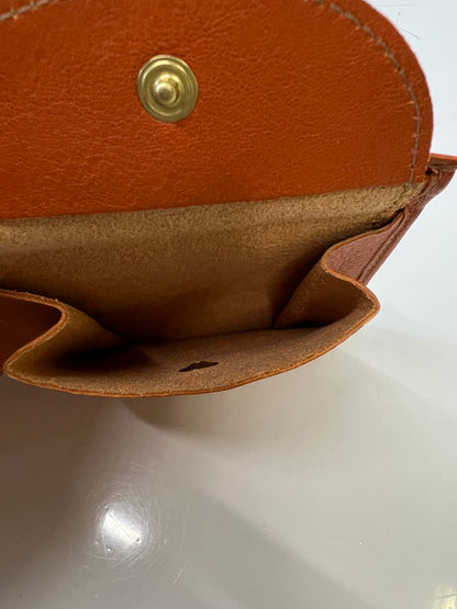 【中古美品】【メンズ/レディース】 IL BISONTE イルビゾンテ スタンダードコレクション 411853 二つ折り財布 牛革 ヤキヌメ (ICH) 200-261004-AS-4-hon カラー：ブラウン 万代Net店