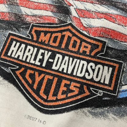 【現状渡し品】【メンズ】 HARLEY-DAVIDSON ハーレーダビッドソン 星条旗 PRINT S S TEE プリント ショートスリーブ Tシャツ トップス 半袖 145-260625-ya-07-izu サイズ：下記参照 カラー：ホワイト 万代Net店