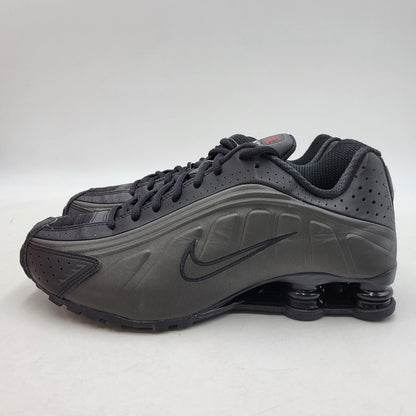 【中古美品】【メンズ】 NIKE ナイキ SHOX R4 HQ1988-001 ショックス R4 スニーカー シューズ 靴 160-260424-ay-02-izu サイズ：27.5cm カラー：BLACK/BRIGHT CRIMSON 万代Net店