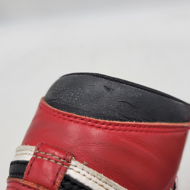 【現状渡し品】【メンズ/レディース】 NIKE ナイキ 130207 101 観賞用 AIR JORDAN 1 RETRO HIGH CHICAGO (1994) エア ジョーダン 1 レトロ ハイ シカゴ スニーカー 靴 160-260526-kh-14-izu サイズ：25 カラー：WHITE/BLACK-RED 万代Net店