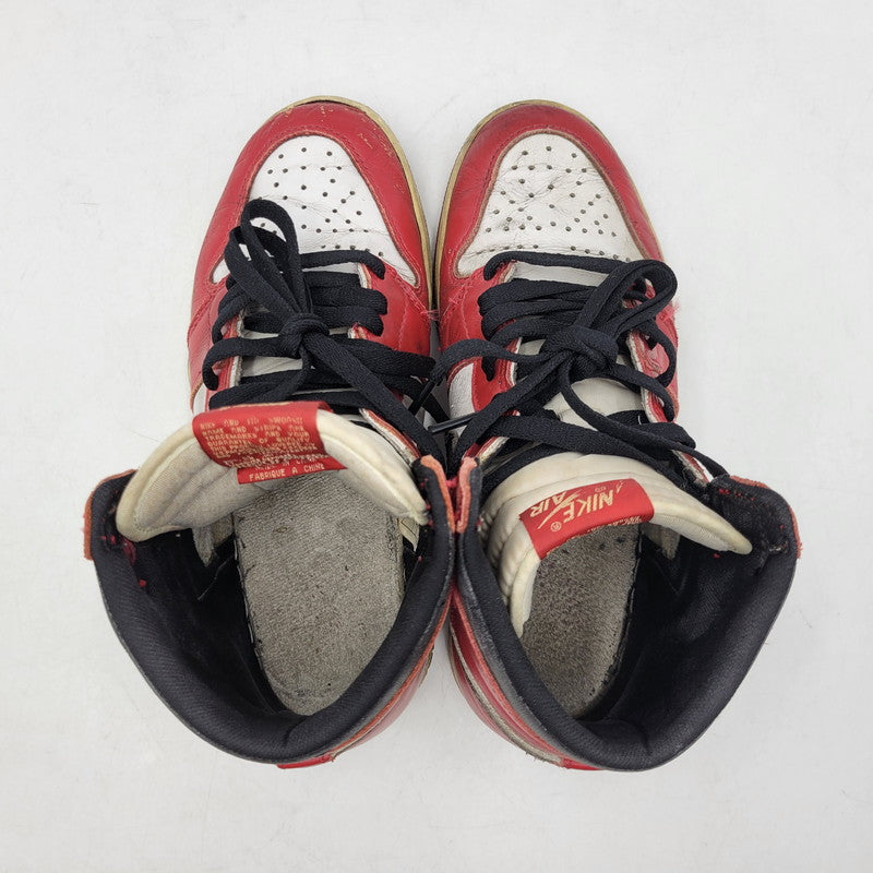 【現状渡し品】【メンズ/レディース】 NIKE ナイキ 130207 101 観賞用 AIR JORDAN 1 RETRO HIGH CHICAGO (1994) エア ジョーダン 1 レトロ ハイ シカゴ スニーカー 靴 160-260526-kh-14-izu サイズ：25 カラー：WHITE/BLACK-RED 万代Net店