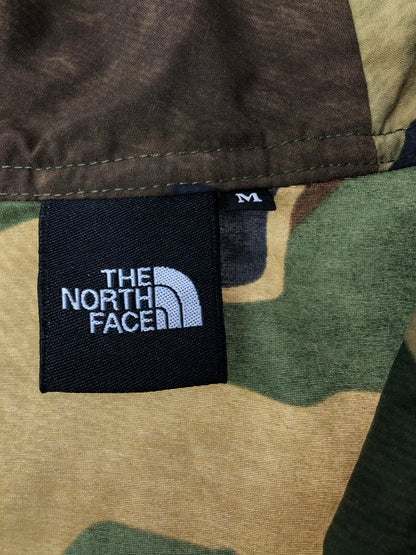【中古品】【メンズ】 THE NORTH FACE ザ ノースフェイス NOVELTY COMPACT JACKET NP71535 ノベルティー コンパクト ジャケット ナイロンジャケット ライトアウター 144-260523-na-18-tagh サイズ：M カラー：カモ 万代Net店
