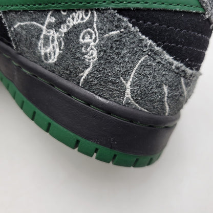 【中古品】【メンズ/レディース】 NIKE SB ナイキエスビー × THERE SKATEBOARDS ゼアスケートボード DUNK LOW QS HF7743-001 ダンク ロー QS スニーカー シューズ 靴 160-260417-as-11-izu サイズ：26cm カラー：BLACK/GORGE GREEN-SUMMIT WHITE 万代Net店