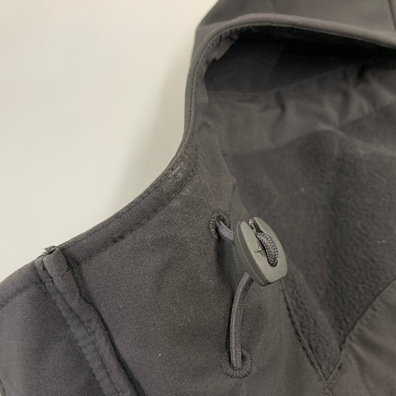 【中古品】【メンズ】 STONE ISLAND ストーンアイランド K2S15Q100010 SOFT SHELL-R_E.DYE TECHNOLOGY ジャケット アウター 141-260907-kh-02-izu サイズ：XL カラー：ブラック 万代Net店