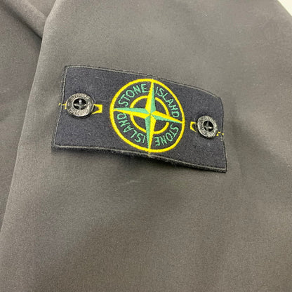 【中古品】【メンズ】 STONE ISLAND ストーンアイランド K2S15Q100010 SOFT SHELL-R_E.DYE TECHNOLOGY ジャケット アウター 141-260907-kh-02-izu サイズ：XL カラー：ブラック 万代Net店