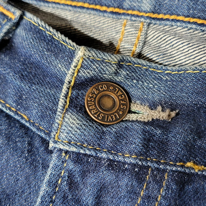 【中古品】【メンズ】 LEVI'S VINTAGE CLOTHING リーバイスビンテージクロージング BIG-E 551ZXX DENIM PANTS 19621-0001 デニムパンツ 刻印4420 米国製 ジーンズ 156-260623-as-01-izu サイズ：30×34 カラー：インディゴ 万代Net店