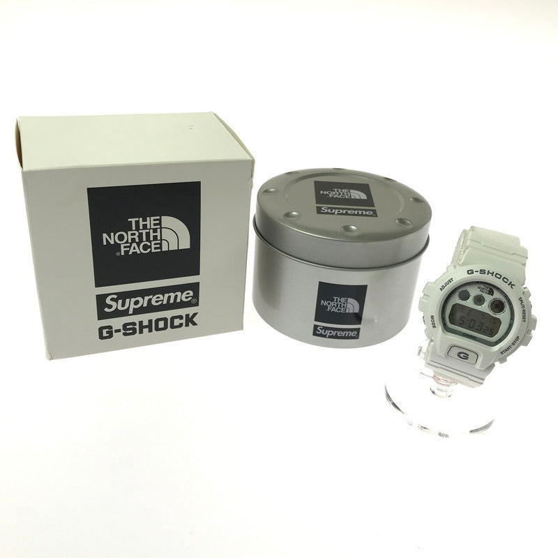 【中古品】【メンズ】 SUPREME シュプリーム × THE NORTH FACE ザ・ノースフェイス × G-SHOCK ジーショック トリプル コラボ DW-6900NS-7JR デジタル 腕時計 149-260716-rt-11-tagh カラー：ホワイト 万代Net店