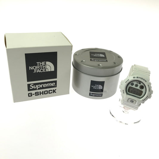 【中古品】【メンズ】 SUPREME シュプリーム × THE NORTH FACE ザ・ノースフェイス × G-SHOCK ジーショック トリプル コラボ DW-6900NS-7JR デジタル 腕時計 149-260716-rt-11-tagh カラー：ホワイト 万代Net店