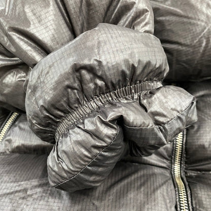 【中古品】【メンズ】 STUSSY ステューシー 115742 DOWN PUFFER PARACHUTE RIPSTOP ダウン パッファ パラシュート リップストップ ジャケット アウター 142-260906-kh-10-izu サイズ：XL カラー：チャコール系 万代Net店