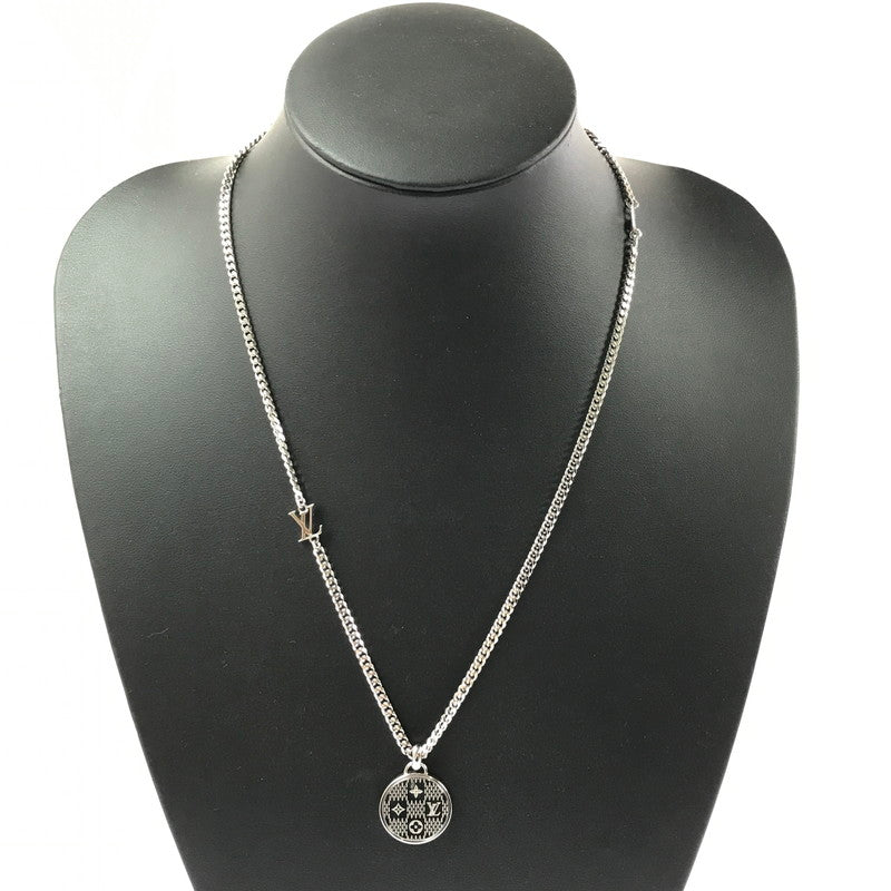 【中古品】【メンズ】 LOUIS VUITTON ルイ･ヴィトン ペンダント･ダミエ ステープル M02446 ネックレス アクセサリー 179-260601-na-04-tagh カラー：シルバー 万代Net店