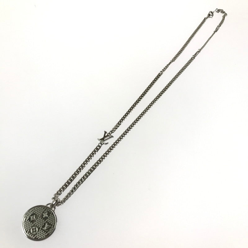 【中古品】【メンズ】 LOUIS VUITTON ルイ･ヴィトン ペンダント･ダミエ ステープル M02446 ネックレス アクセサリー 179-260601-na-04-tagh カラー：シルバー 万代Net店