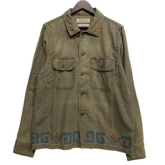 【中古品】【メンズ】 REMI RELIEF レミレリーフ STUDS NATIVE MILITARY SHIRT スタッズ ネイティブ ミリタリー シャツ トップス 長袖 145-260714-cs-17-izu サイズ：XL カラー：カーキ 万代Net店