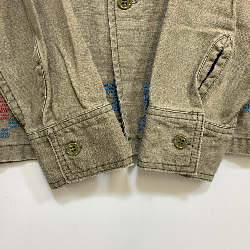 【中古品】【メンズ】 REMI RELIEF レミレリーフ STUDS NATIVE MILITARY SHIRT スタッズ ネイティブ ミリタリー シャツ トップス 長袖 145-260714-cs-17-izu サイズ：XL カラー：カーキ 万代Net店