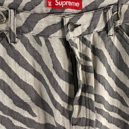 【中古品】【メンズ】 SUPREME DOUBLEKNEE PAINTER PANTS シュプリーム ダブルニーペインターパンツ ワイドパンツ ボトムス ブランド 古着 149-260614-gm-23-fuz サイズ：36 カラー：ゼブラ 万代Net店