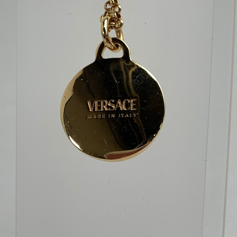 【中古品】【メンズ】 VERSACE ヴェルサーチェ メデューサロゴ ネックレス ゴールドトーン.ラインストーン ペンダント アクセサリー 192-260714-ky-17-fuzh 万代Net店