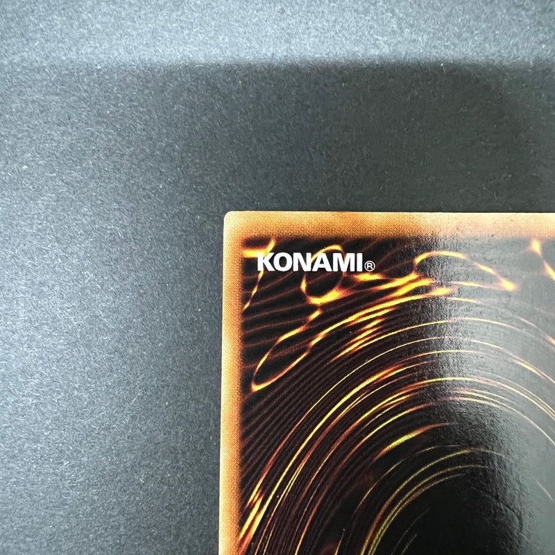 【中古品】 遊戯王 真紅眼の黒竜 ウルトラレア P5-01 シングルカード トレーディングカード 068-260725-SH-03-hon 万代Net店
