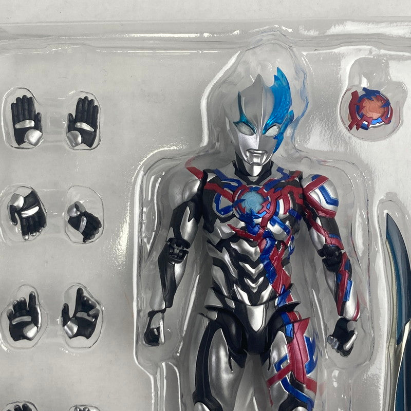 【中古品】 完備品 S.H.Figuarts エス・エイチ・フィギュアーツ ウルトラマンブレーザー 044-260212-ky-08-fuz 万代Net店
