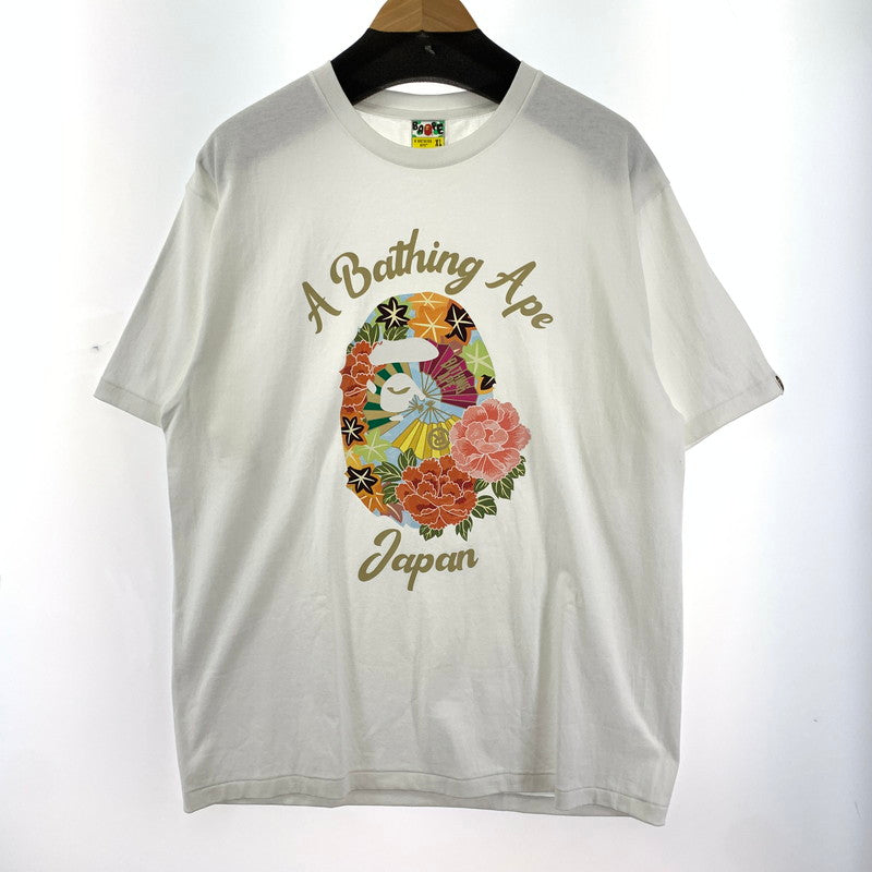 【中古品】【メンズ】 A BATHING APE ア ベイシング エイプ 1K72110146 JAPANESE PEONY TEE "WHITE" 和柄 半袖 Tシャツ トップス 古着 142-250904-mh-07-fuz サイズ：XL カラー：ホワイト 万代Net店