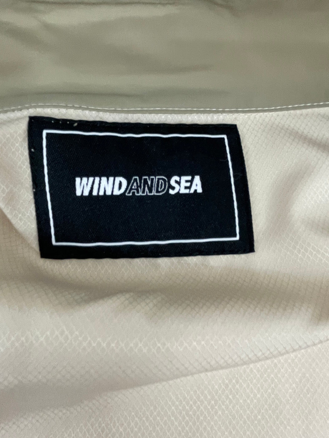 【中古美品】【メンズ】  WIND AND SEA　トラックジャケット WDS-JK-22　ポリエステル　ナイロン　 142-241223-NK-15-yok サイズ：L カラー：ベージュ系 万代Net店