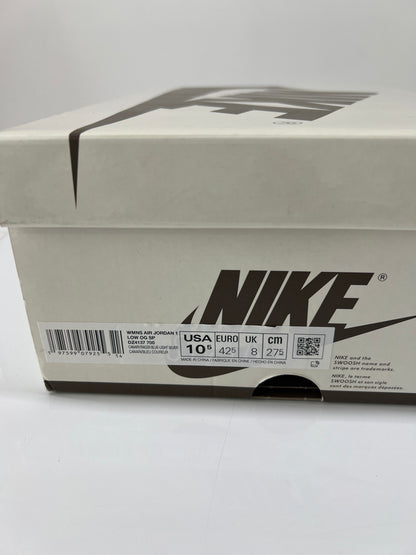【中古美品】【メンズ】 NIKE ナイキ × TRAVIS SCOTT トラビス・スコット 別注 コラボ WMNS AIR JORDAN 1 LOW OG SP DZ4137-700 エア ジョーダン 1 ロー スニーカー 靴 160-260801-kk-05-hon カラー：CANARY/RACER BLUE-LIGHT SILVER 万代Net店