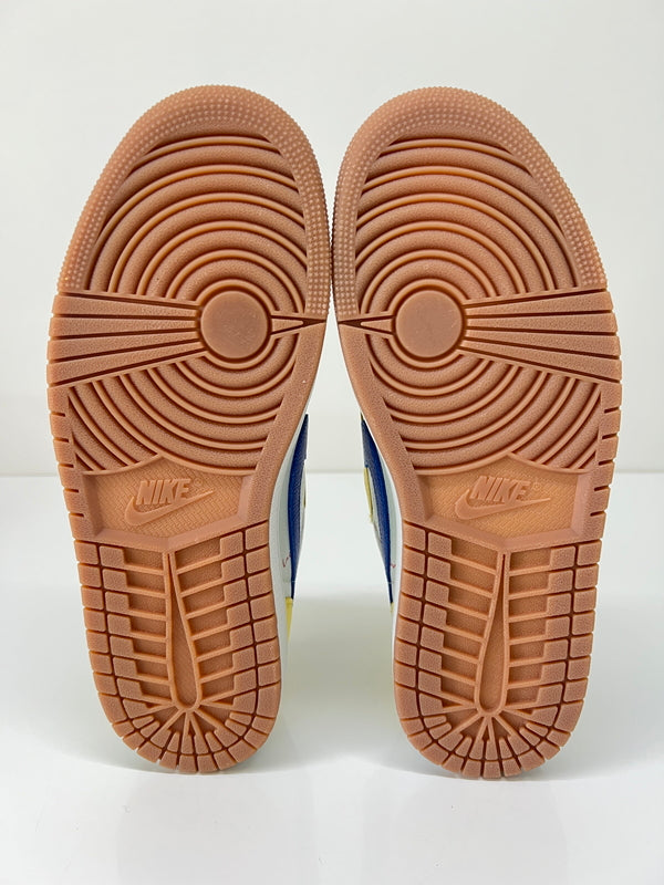 【中古美品】【メンズ】 NIKE ナイキ × TRAVIS SCOTT トラビス・スコット 別注 コラボ WMNS AIR JORDAN 1 LOW OG SP DZ4137-700 エア ジョーダン 1 ロー スニーカー 靴 160-260801-kk-05-hon カラー：CANARY/RACER BLUE-LIGHT SILVER 万代Net店