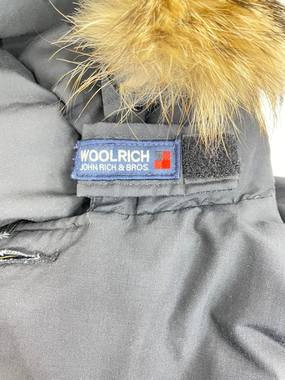 【中古品】【メンズ】 WOOLRICH ウールリッチ アークティックパーカー ダウンジャケット 169-250310-MI-06-yok サイズ：M カラー：ブラック系 万代Net店