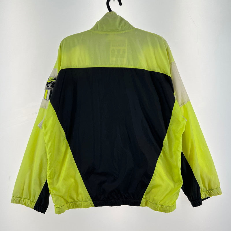 【中古品】【メンズ】 NIKE ナイキ ナイロンジャケット 上着 アウター YELLOW-BLACK SIZE:M ※使用感・シミ汚れあり 148-260919-io-30-fuzh カラー：イエローブラック 万代Net店