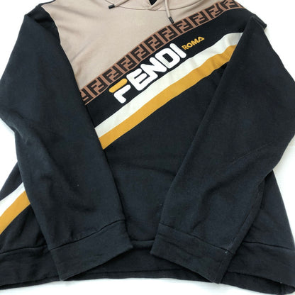 【中古品】【メンズ】 × FILA フィラ 別注 コラボ 19SS FENDI MANIA LOGO PULLOVER HOODIOE FY0945 A65J フェンディ マニア ロゴ プルオーバーフーディー トップス パーカー 147-250430-kk-26-fuzh サイズ：XXL カラー：ネイビー 万代Net店
