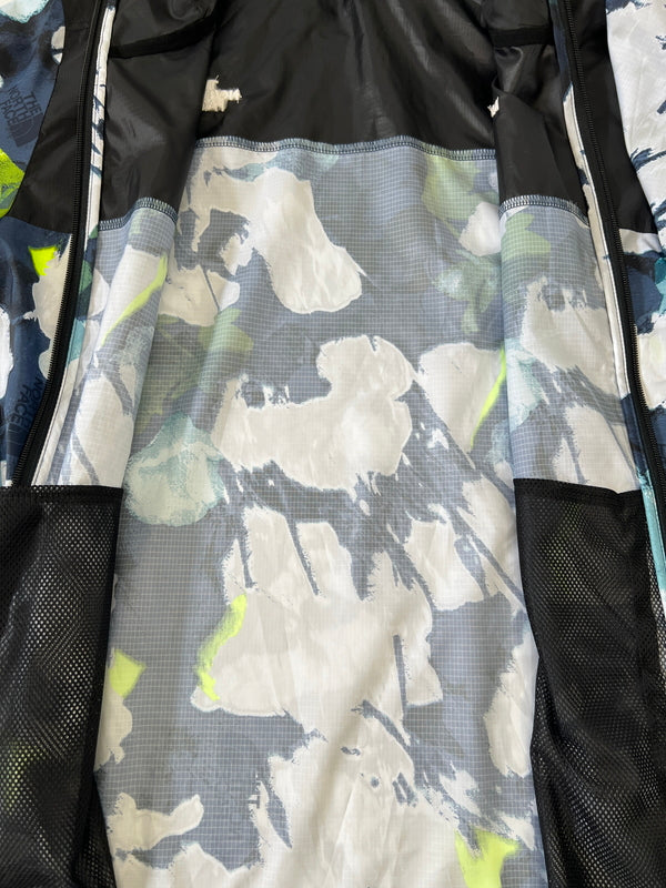 【中古品】【メンズ】 THE NORTH FACE ザ・ノースフェイス NF0A82RA PRNT CYCLONE JACKET 3 サイクロンジャケット ライトアウター 144-260924-AS-14-hon サイズ：S カラー：ブラック 万代Net店