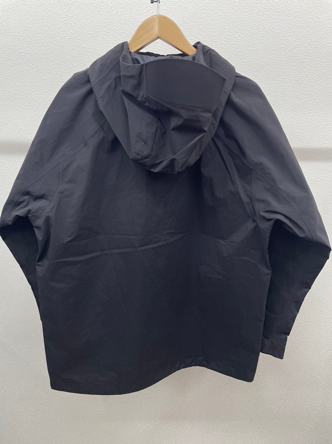 【中古美品】【メンズ】 CHUMS チャムス CH04-1405 SPRING DALE GORE-TEX JACKET スプリングデールゴアテックスジャケット アウター 144-241223-NK-04-yok サイズ：M カラー：ブラック系 万代Net店