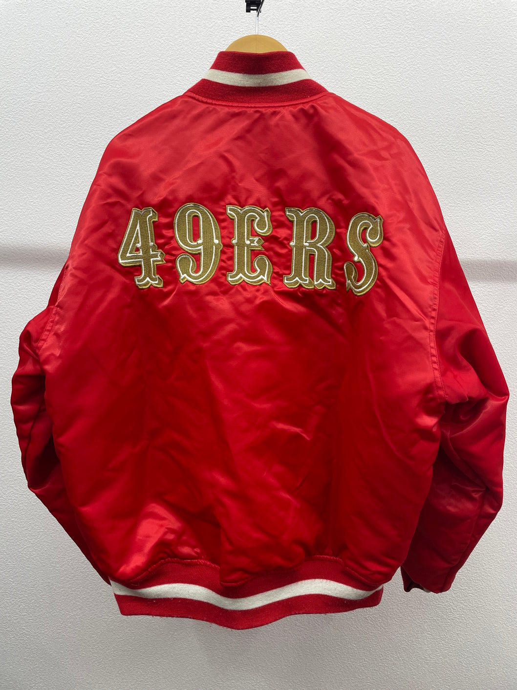 【中古品】【メンズ】  San Francisco 49ers リバーシブルジャケット スタジャン　アウター 146-241223-NK-01-yok サイズ：L カラー：レッド/ブラック系 万代Net店