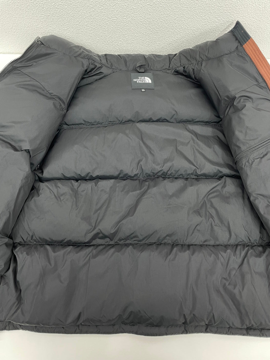 【中古品】【メンズ】 THE NORTH FACE ザ・ノースフェイス NUPTSE JACKET ヌプシジャケット ダウン ND92335 アウター 144-250116-NK-07-yok サイズ：XL カラー：ブラウン系 万代Net店