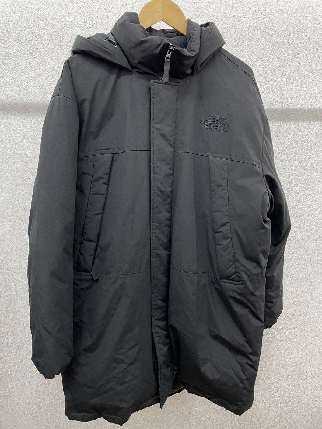 【中古品】【メンズ】 THE NORTH FACE ザ・ノースフェイス CITY TRAVEL DOWN PARKA NJ1DM77A ダウンジャケット　アウター 144-250121-NK-11-yok サイズ：XL カラー：ブラック系 万代Net店