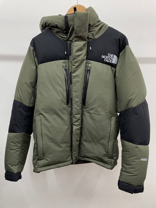 【中古品】【メンズ】 THE NORTH FACE ザ・ノースフェイス BALTRO LIGHT JACKET バルトロライトジャケット ND91950 ダウンジャケット アウター 144-250121-NK-03-yok サイズ：XL カラー：カーキ系 万代Net店