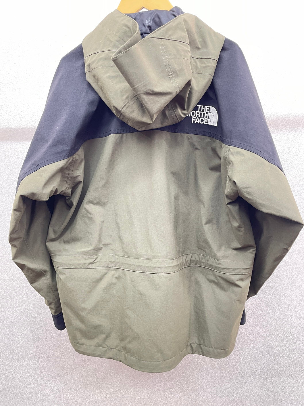 【中古品】【メンズ】 THE NORTH FACE ザ・ノースフェイス ゴアテックス　マウンテンライトジャケット 149-250310-MI-02-yok サイズ：S カラー：カーキー系 万代Net店