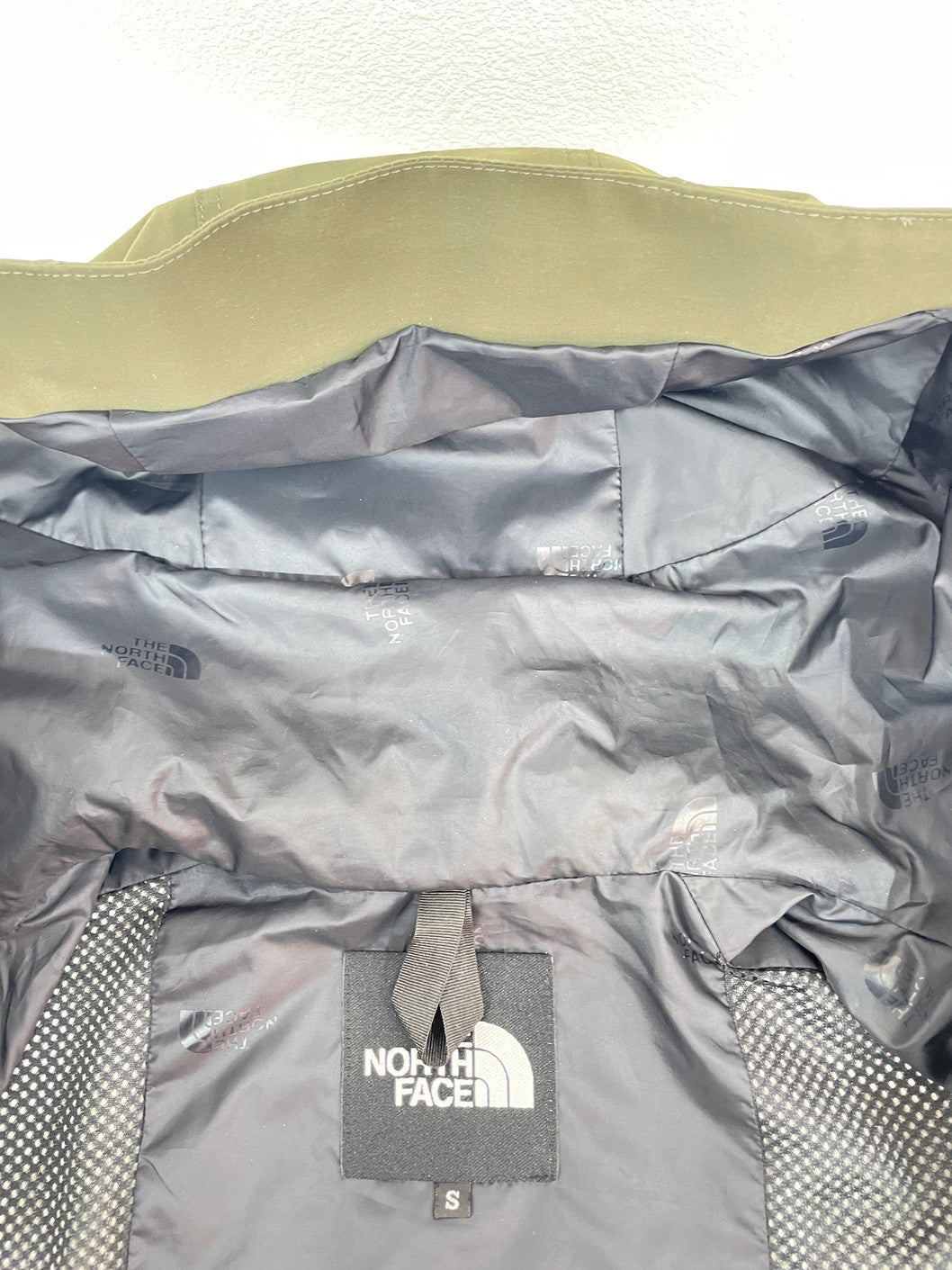 【中古品】【メンズ】 THE NORTH FACE ザ・ノースフェイス ゴアテックス　マウンテンライトジャケット 149-250310-MI-02-yok サイズ：S カラー：カーキー系 万代Net店