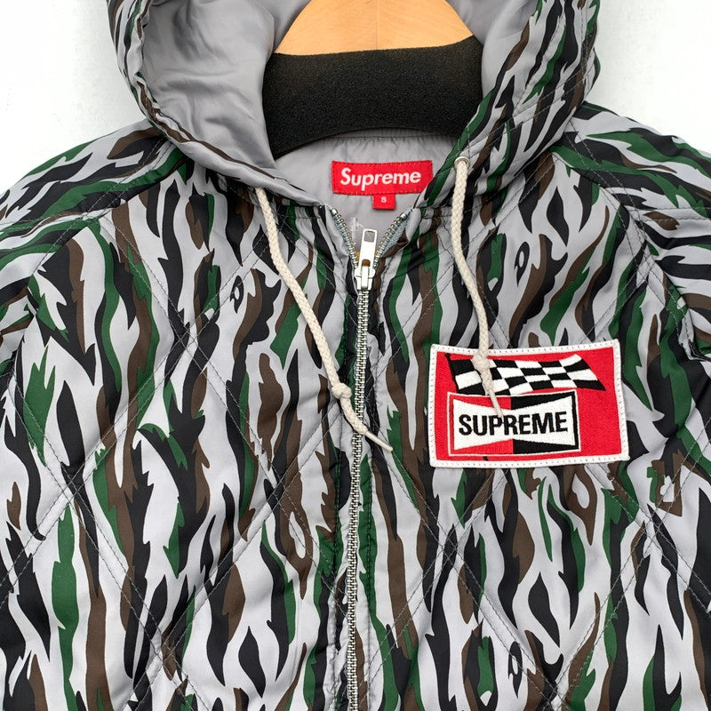【中古品】【メンズ】 SUPREME POLY DIAMOND QUILTED HOODED JACKET シュプリーム ジャケット ブルゾン ジップアップ ブランド 古着 (fuz) 149-260524-gm-01-kit サイズ：S カラー：グレー 総柄 万代Net店