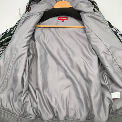 【中古品】【メンズ】 SUPREME POLY DIAMOND QUILTED HOODED JACKET シュプリーム ジャケット ブルゾン ジップアップ ブランド 古着 (fuz) 149-260524-gm-01-kit サイズ：S カラー：グレー 総柄 万代Net店