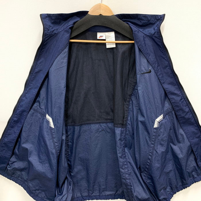 【中古品】【メンズ】 NIKE ナイキ 銀タグ ナイロンジャケット アウター ブランド 古着 146-250223-gm-36-fuz サイズ：XL カラー：ネイビー 万代Net店