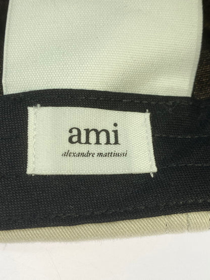 【LIFTる。景品】【中古美品】【メンズ/レディース】AMI PARIS アミパリス UCP006 AW0041 ハートロゴ BB CAP キャップ 帽子 185-250927-ks-01-min カラー：アイボリー 万代Net店