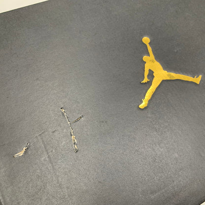 【中古美品】【メンズ】 NIKE×SNS ナイキ×エスエヌエス CT3443-100 AIR JORDAN 1 MID エア ジョーダン 1 ミッド スニーカー シューズ 靴 160-250919-cs-04-izu サイズ：29.5cm カラー：GREY/RED 万代Net店