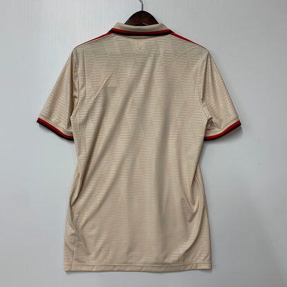 【中古品】【メンズ】 adidas アディダス FC バイエルン・ミュンヘン サード ユニフォーム トップス 半袖 148-250821-ma-04-izu サイズ：L カラー：ベージュ 万代Net店