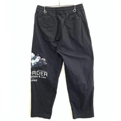 【中古品】【メンズ】 PLEASURES プレジャーズ NEW ORDER EASY PANT イージーパンツ ブランド 古着 153-251207-gm-17-fuz サイズ：S カラー：ブラック 万代Net店