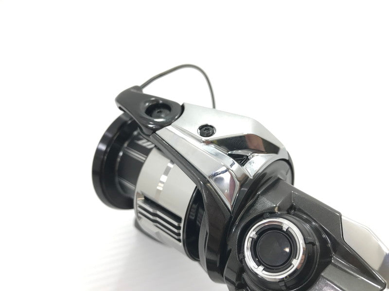 【中古品】 SHIMANO シマノ 23 VANQUISH ヴァンキッシュ C3000XG スピニングリール 釣り 釣り具等 134-260623-yk-04-tag 万代Net店