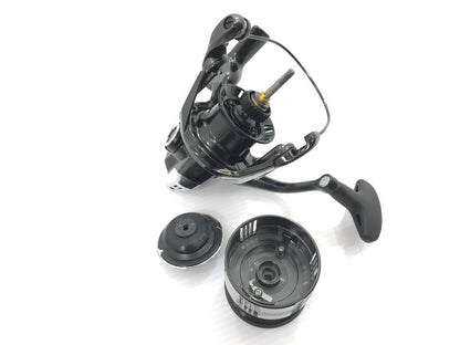 【中古品】 SHIMANO シマノ 23 VANQUISH ヴァンキッシュ C3000XG スピニングリール 釣り 釣り具等 134-260623-yk-04-tag 万代Net店